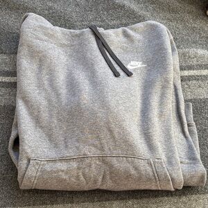 Nike Men’s Sweatshirt